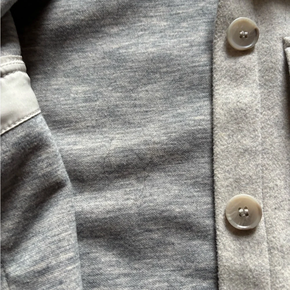 Shacket Xs. Made big - Picture 6 of 6